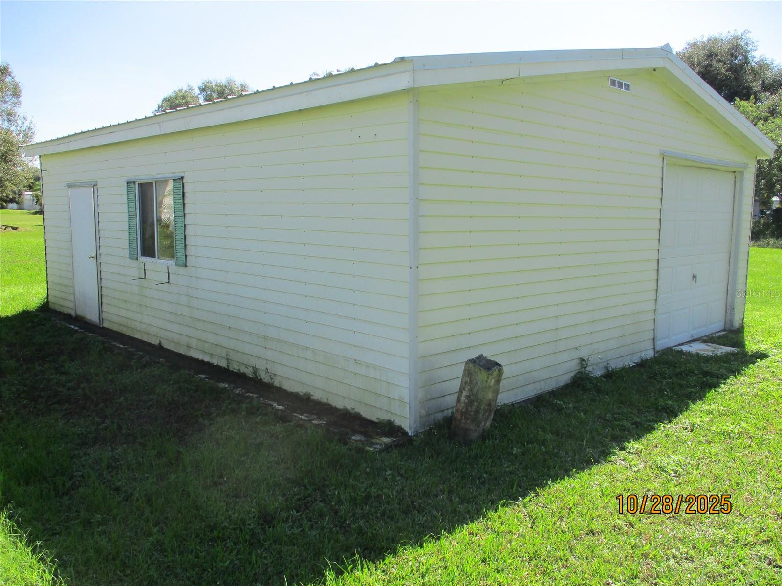 Image 12 of 13 For 5754 4th Lane