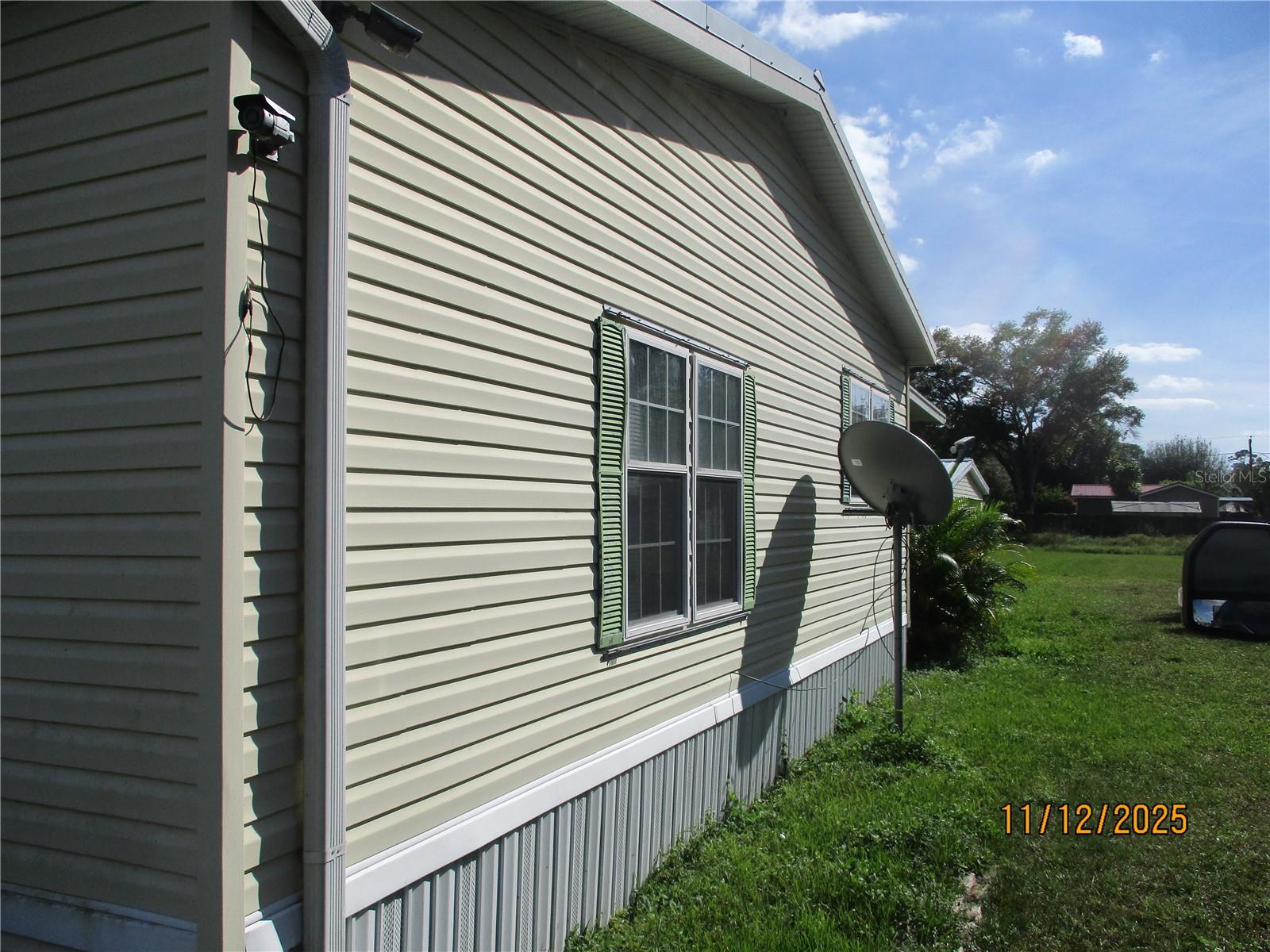 Image 8 of 13 For 5754 4th Lane