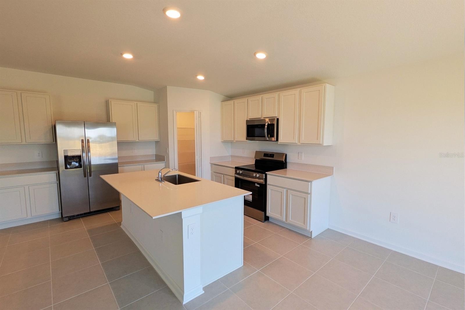 Image 18 of 36 For 3064 Totem Road