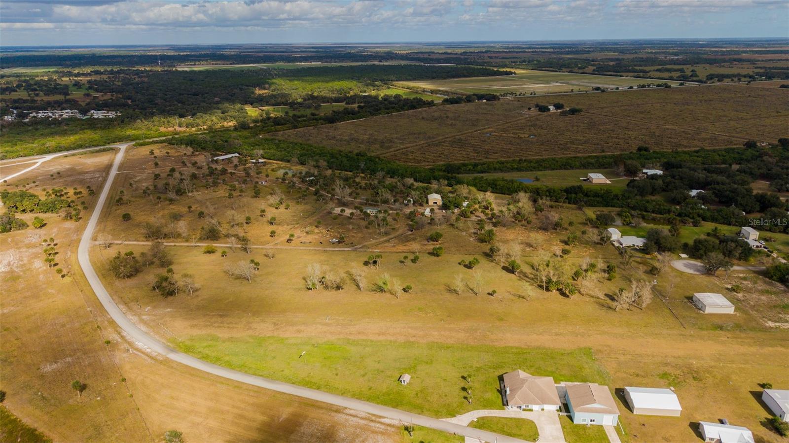 Image 5 of 27 For Sw 144th Parkway