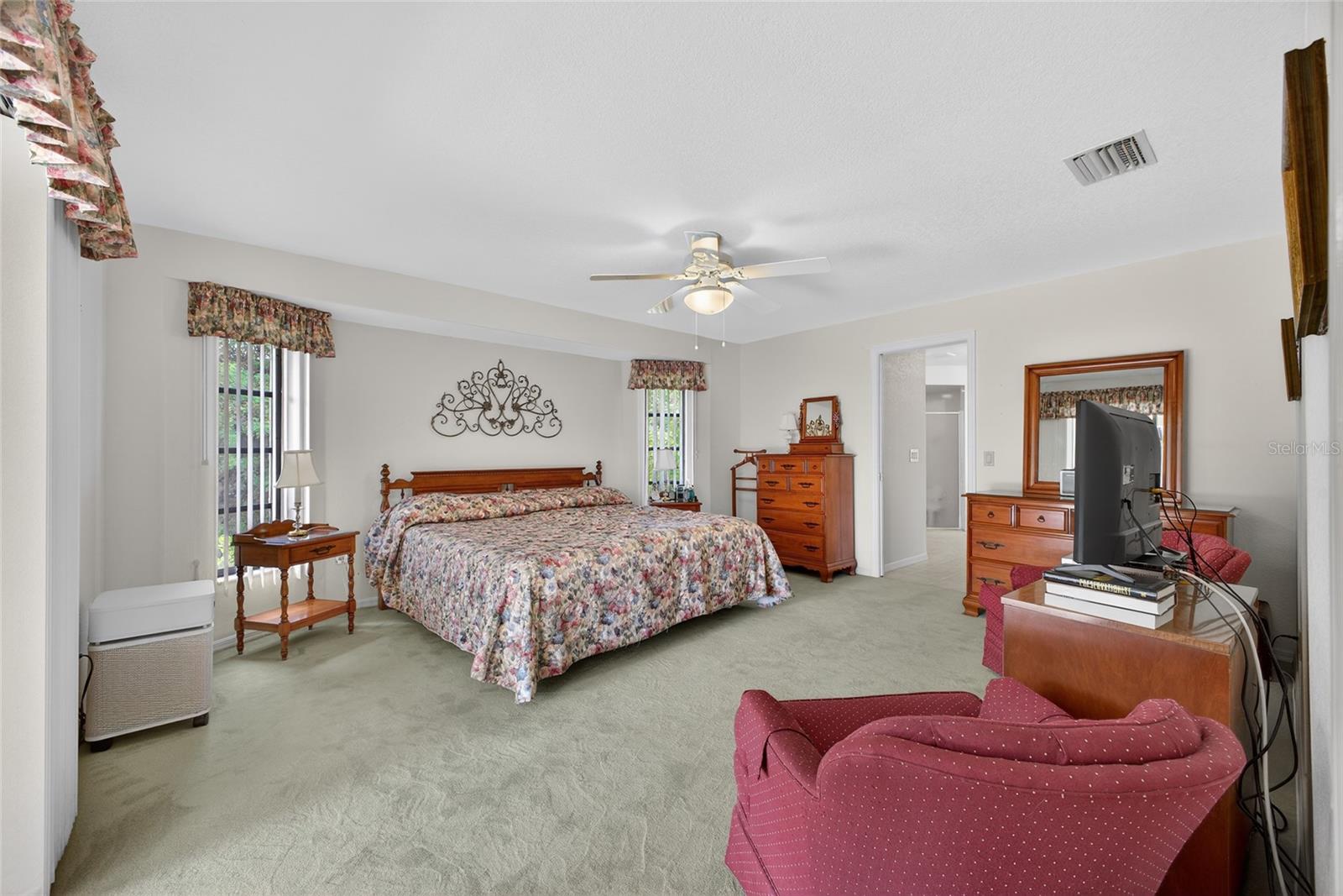 Image 16 of 36 For 14483 Keene Avenue