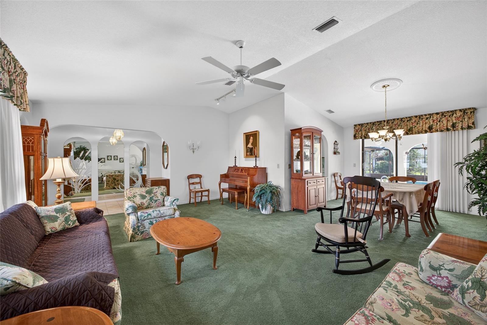 Image 24 of 36 For 14483 Keene Avenue