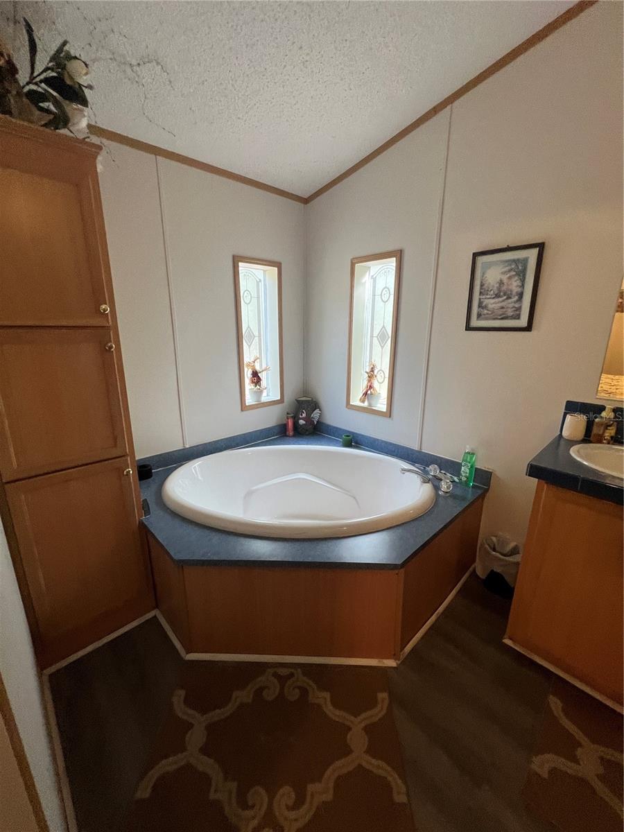 Image 17 of 33 For 589 Cumorah Hill Street