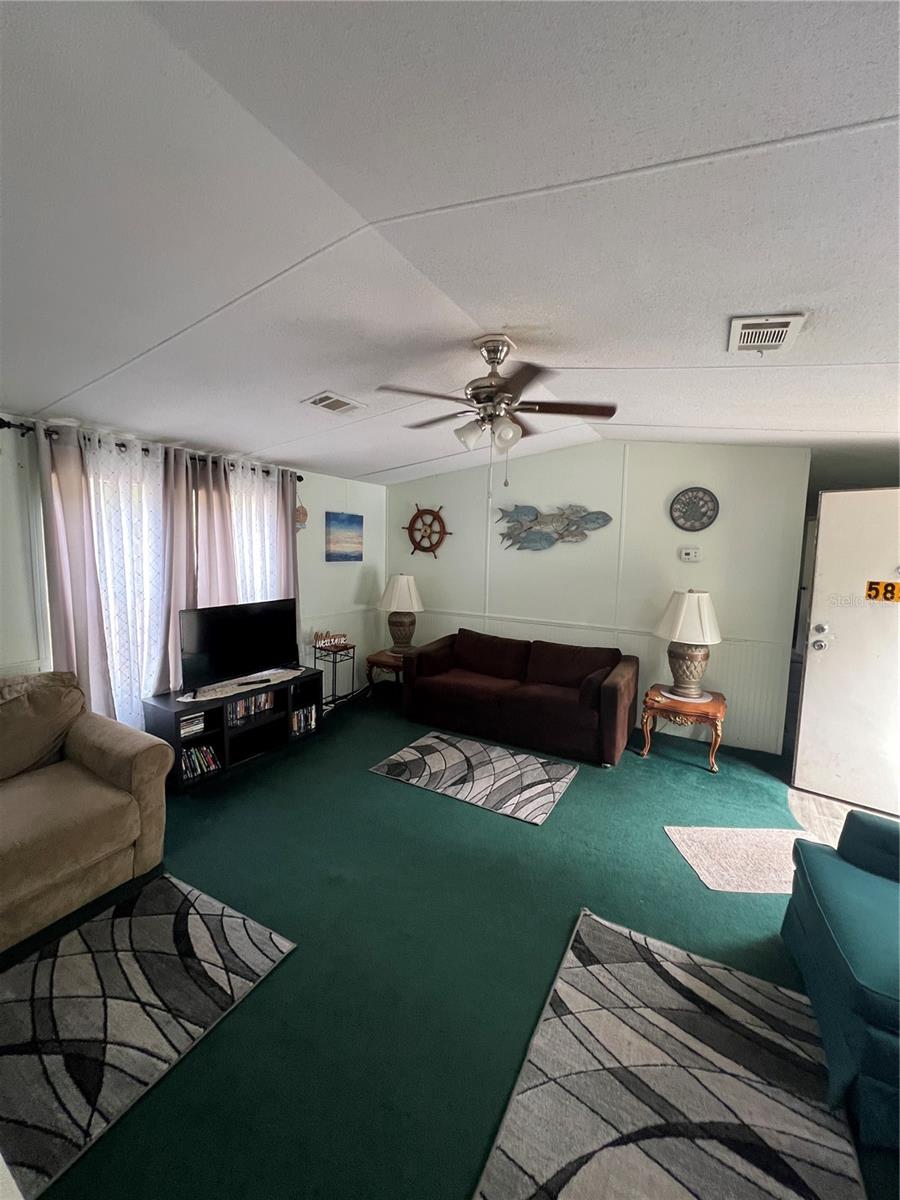 Image 27 of 33 For 589 Cumorah Hill Street