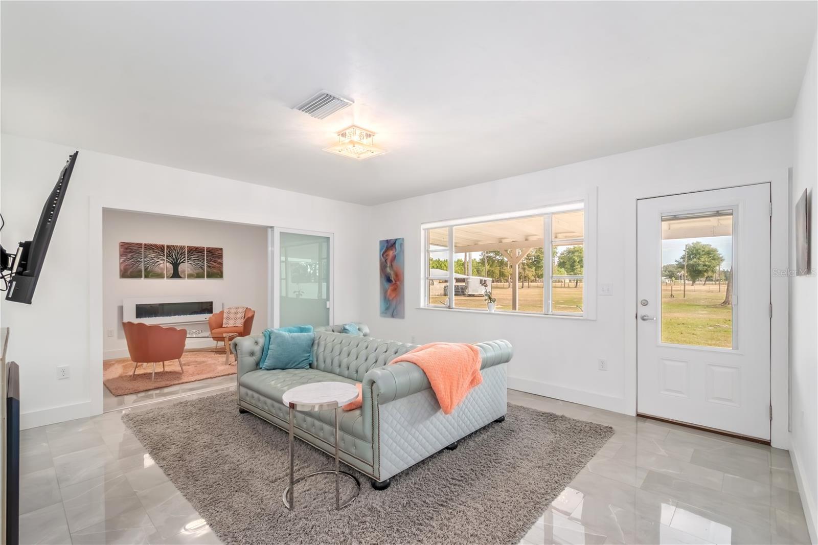 Image 24 of 52 For 1415 4th Avenue