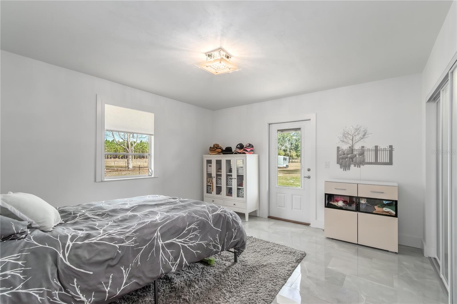 Image 29 of 52 For 1415 4th Avenue