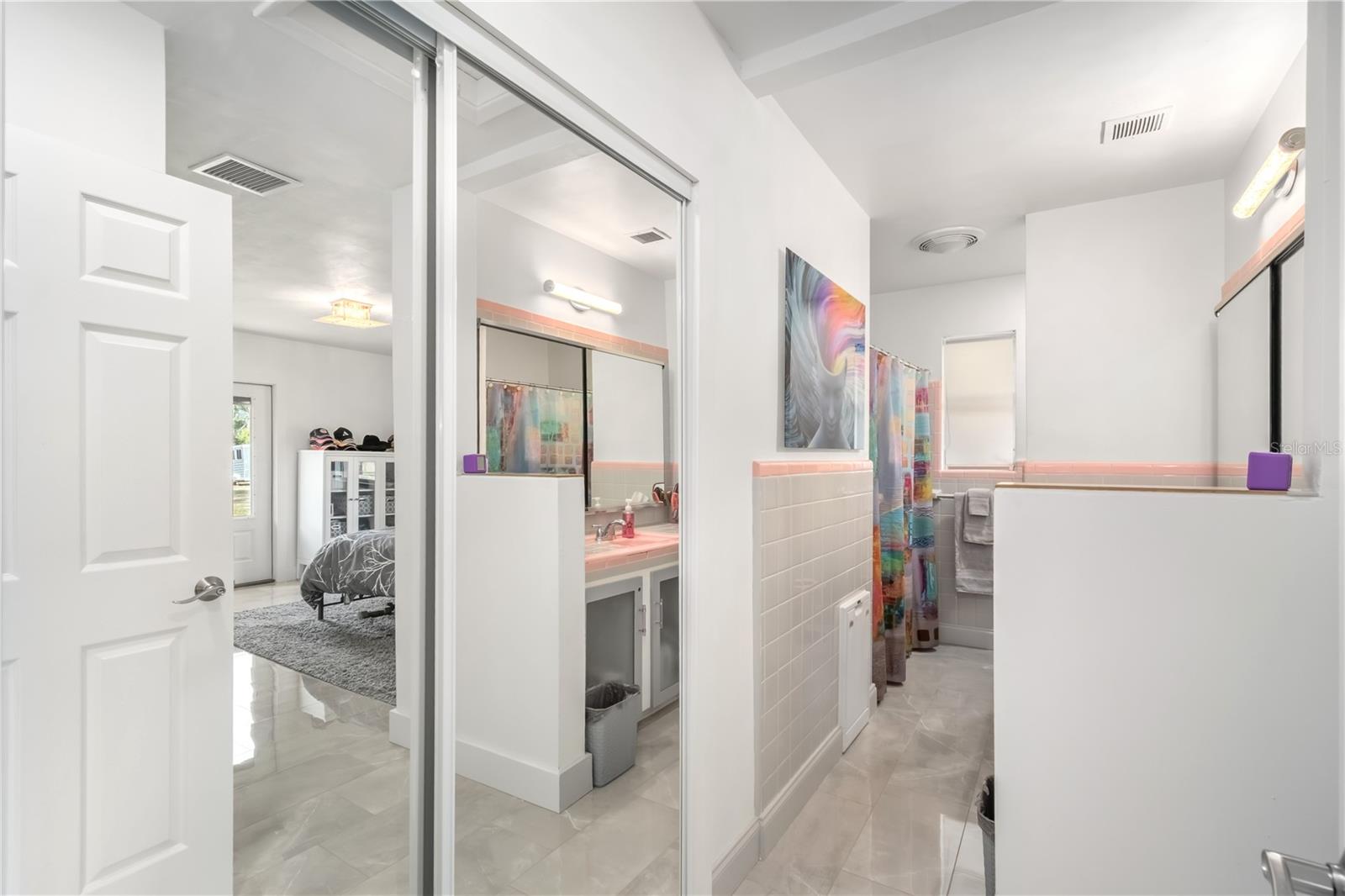 Image 31 of 52 For 1415 4th Avenue