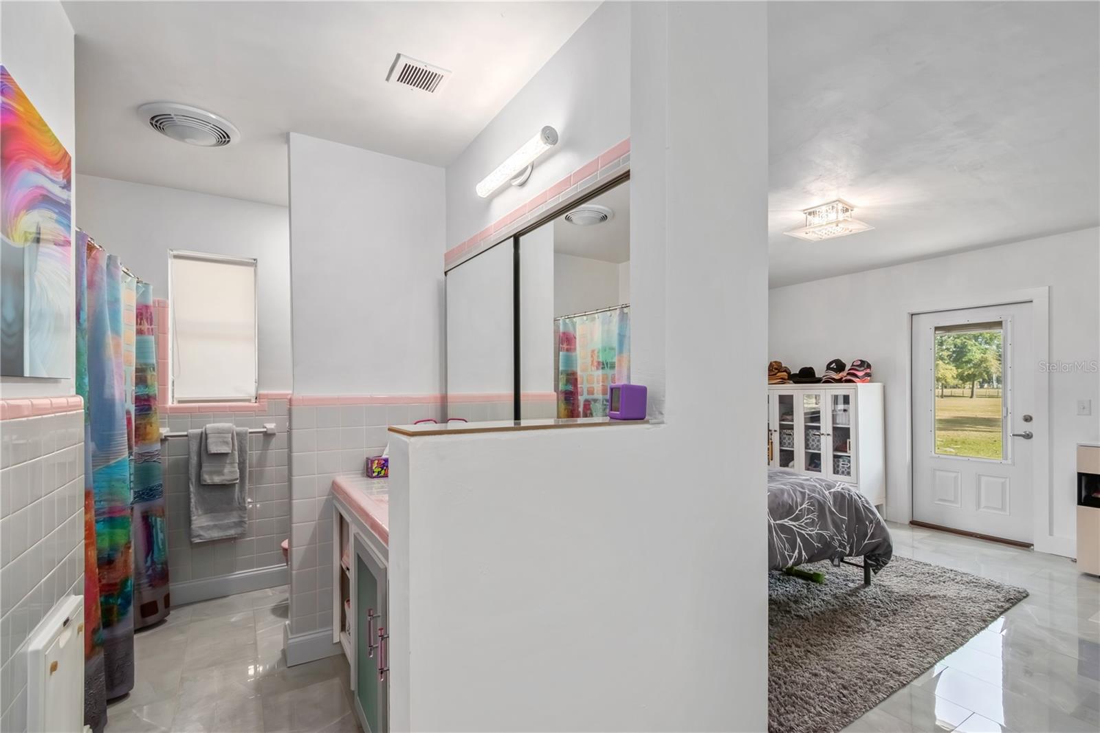 Image 32 of 52 For 1415 4th Avenue