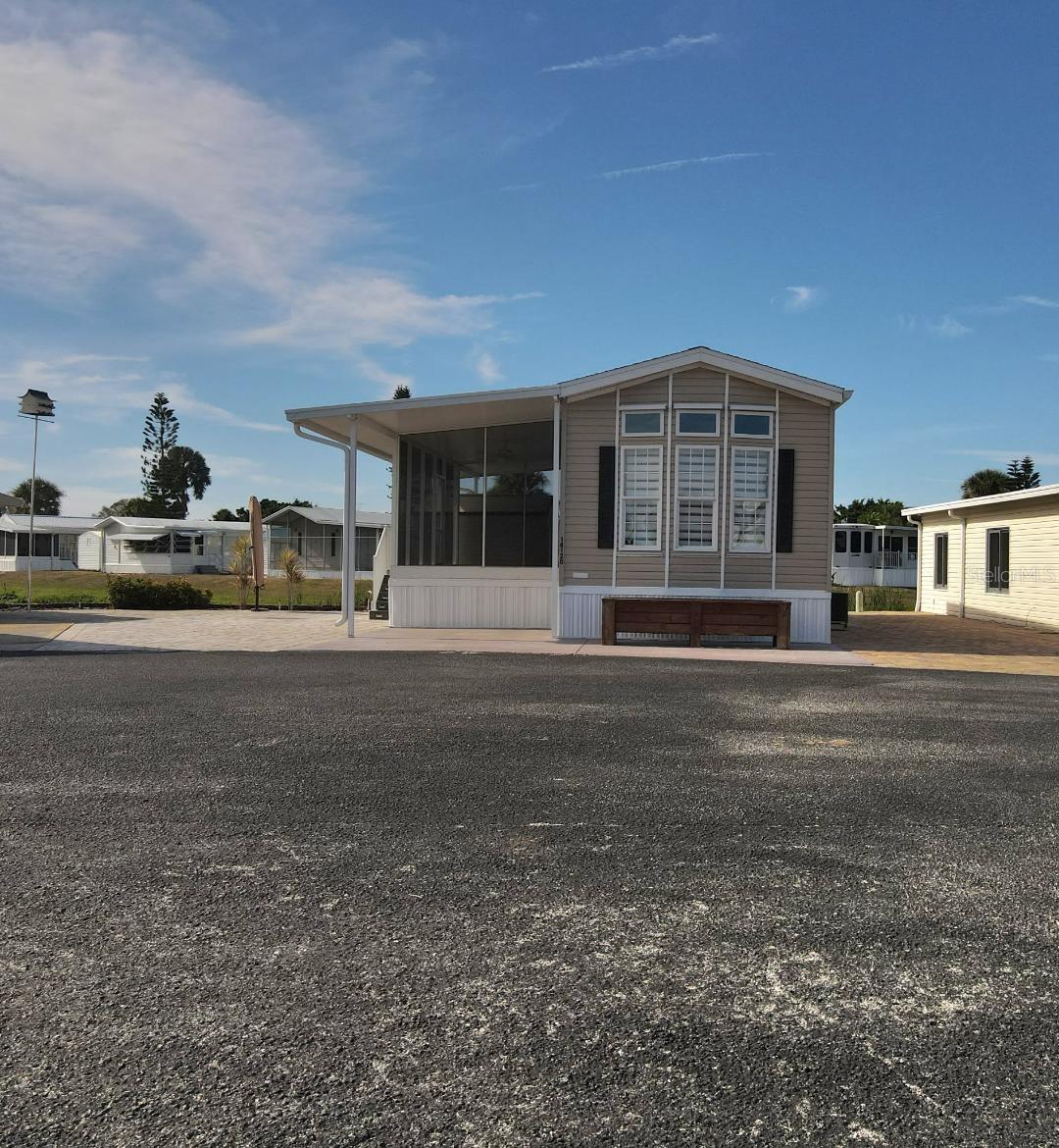 Image 6 of 13 For 14120 125th Terrace