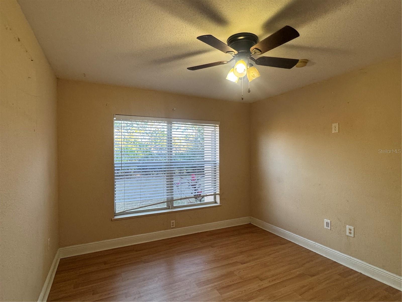 Image 18 of 36 For 852 Kingfisher Avenue Nw