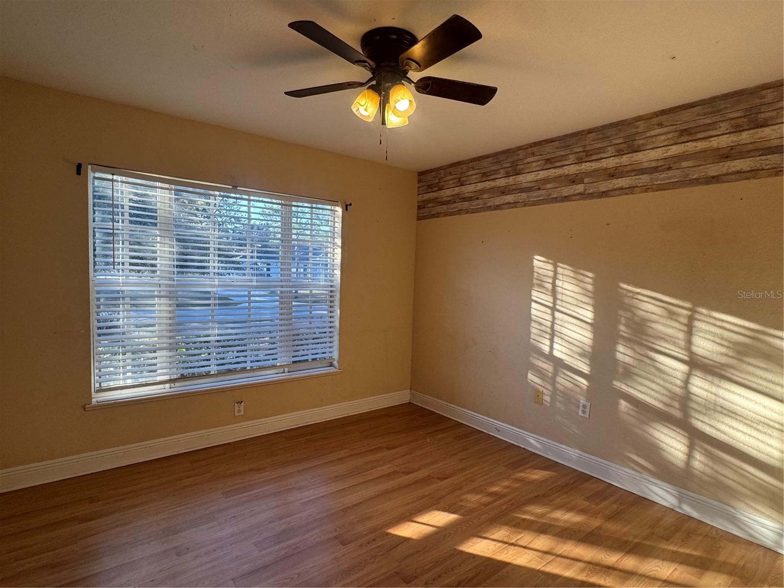 Image 20 of 36 For 852 Kingfisher Avenue Nw