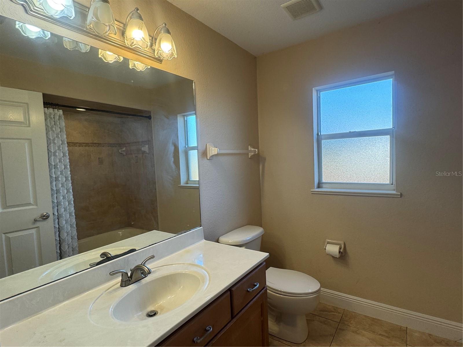 Image 21 of 36 For 852 Kingfisher Avenue Nw