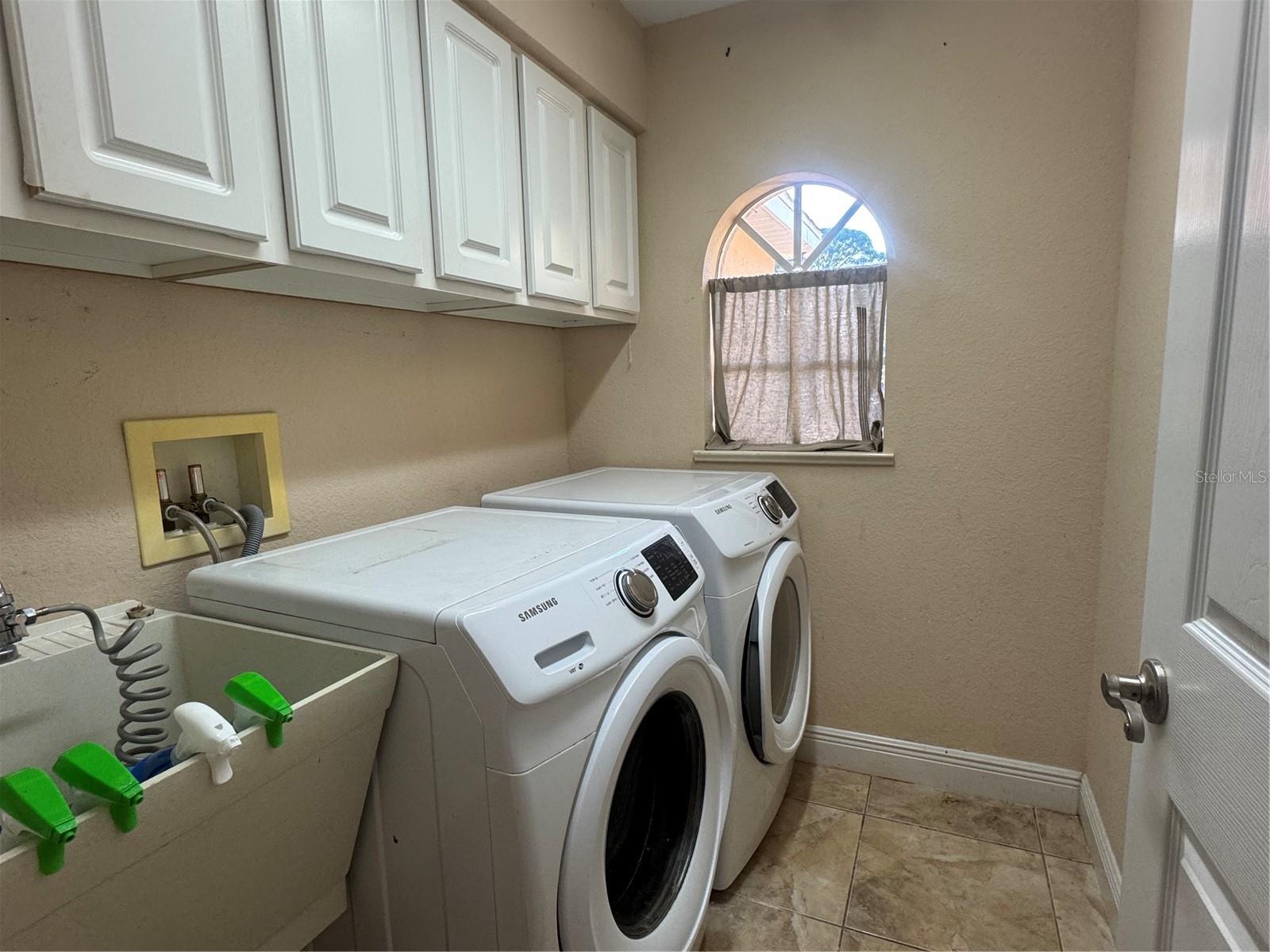 Image 32 of 36 For 852 Kingfisher Avenue Nw