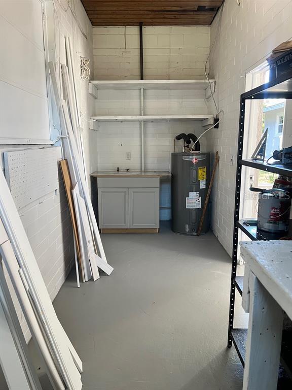 Image 24 of 28 For 1858 Lake Weir Avenue