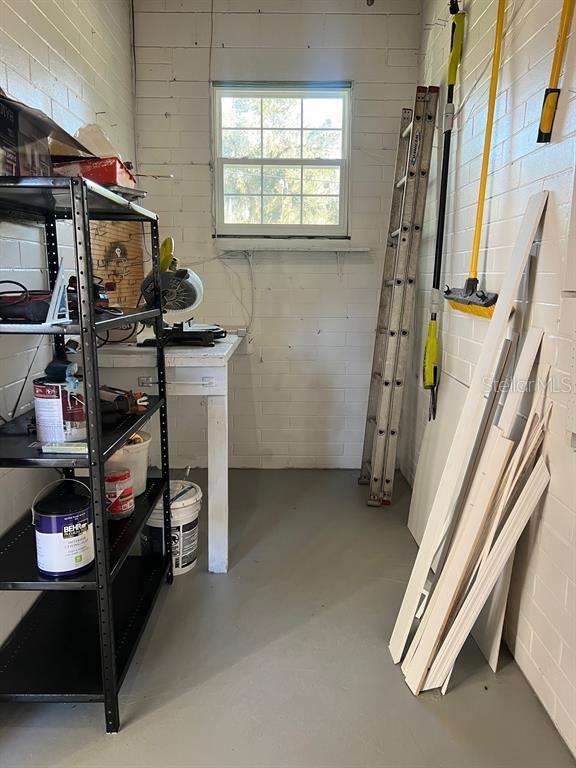 Image 25 of 28 For 1858 Lake Weir Avenue