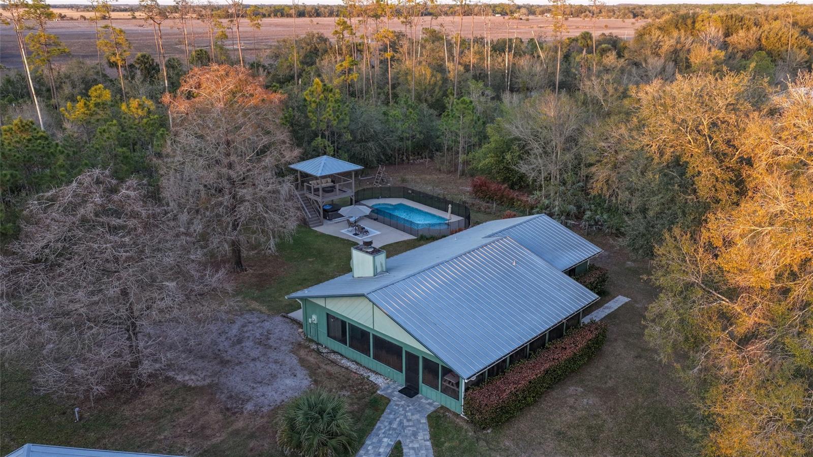 Image 52 of 78 For 32801 Hwy 441 N 10