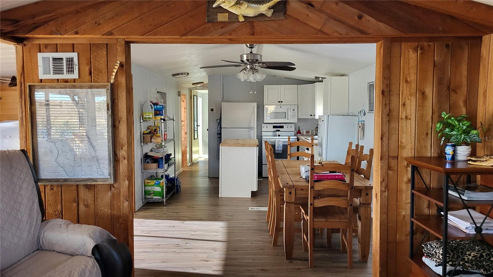 Image 21 of 36 For 37 Shell Road