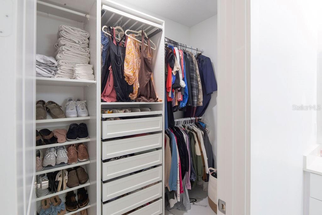 Image 24 of 40 For 3573 18th Avenue