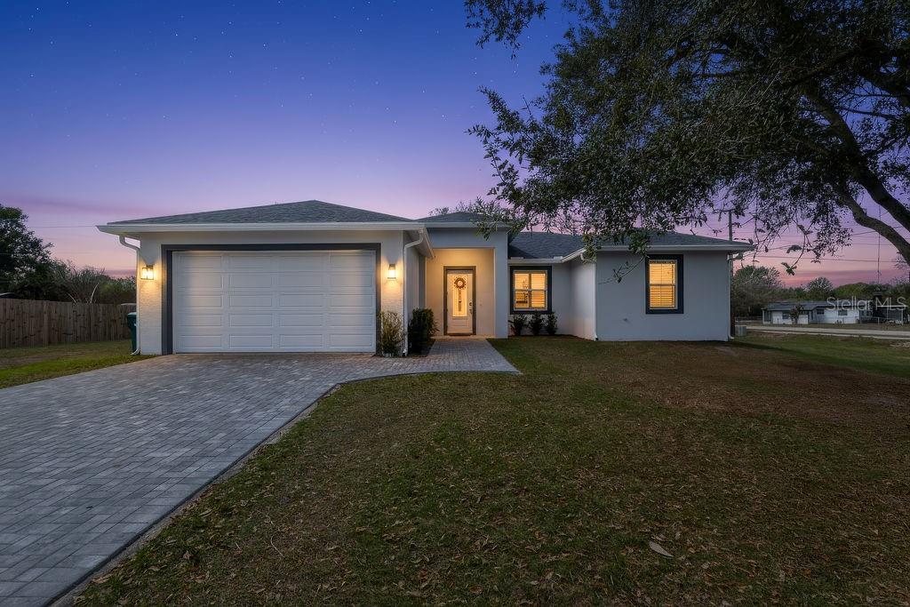 Image 3 of 40 For 3573 18th Avenue