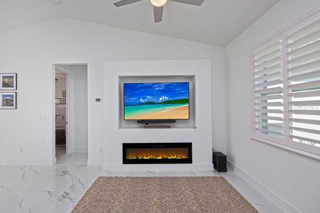 Image 7 of 40 For 3573 18th Avenue