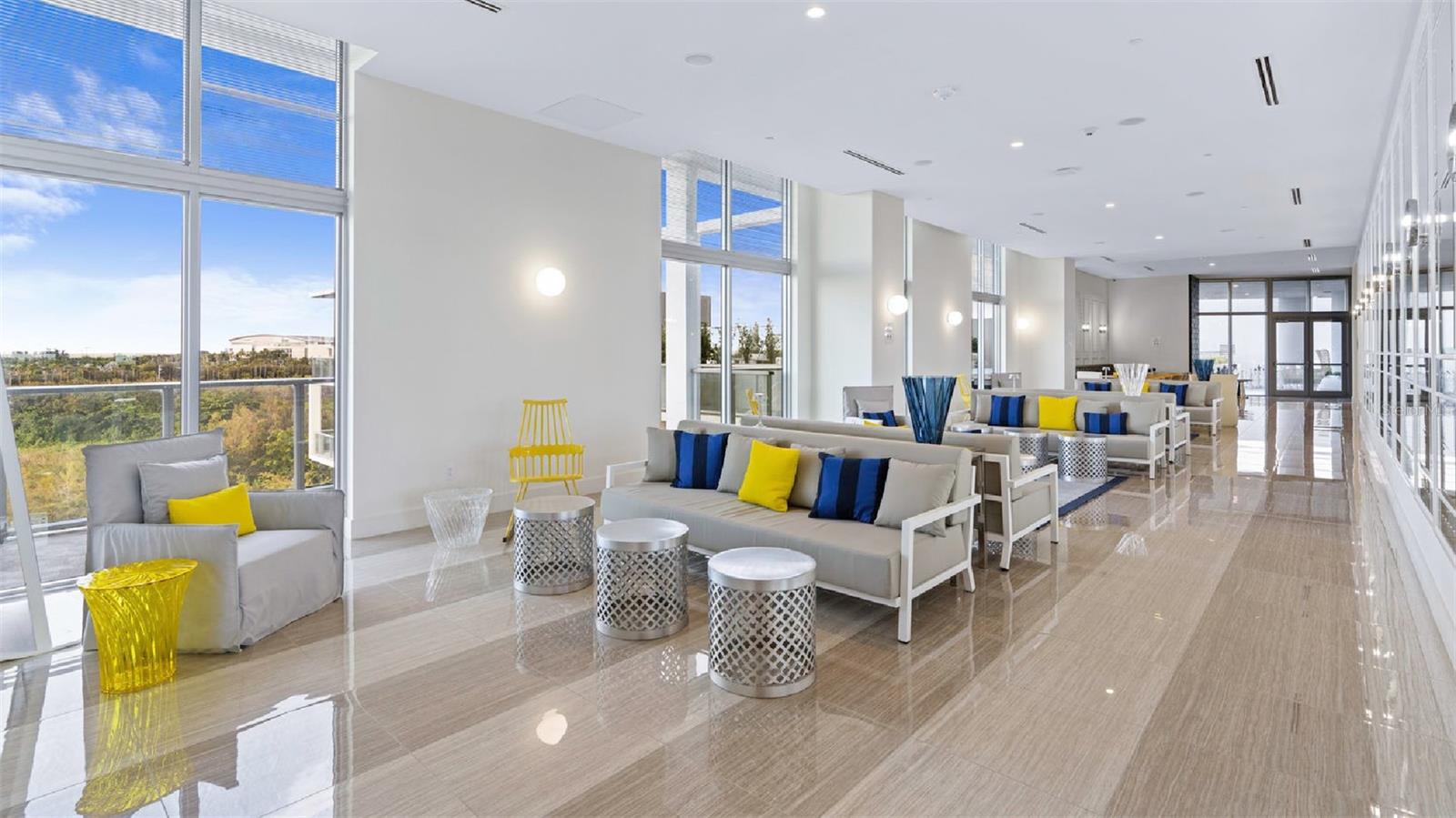 Image 22 of 26 For 2000 Metropica Way 1708