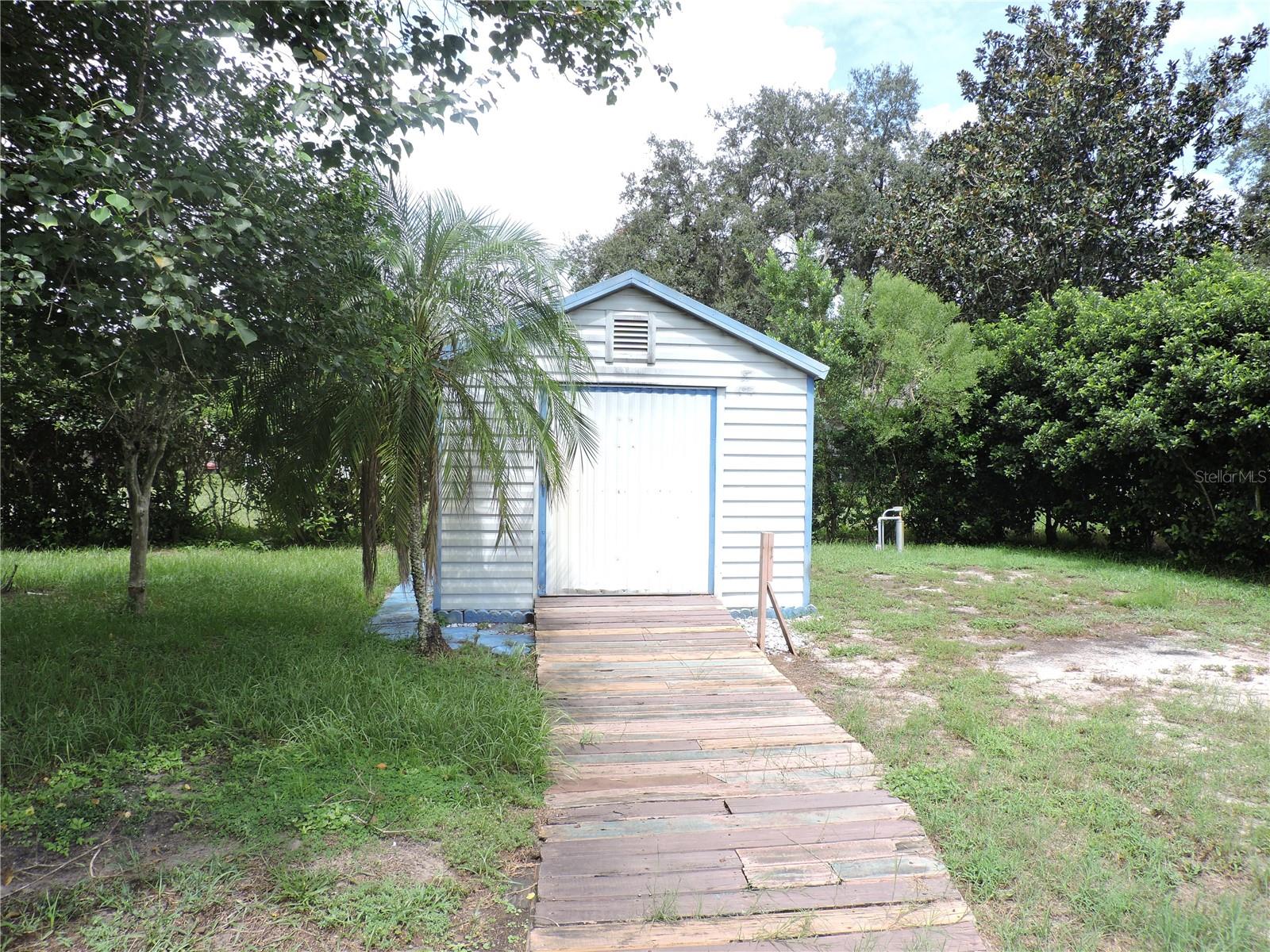 Image 6 of 35 For 3547 Red Oak Court