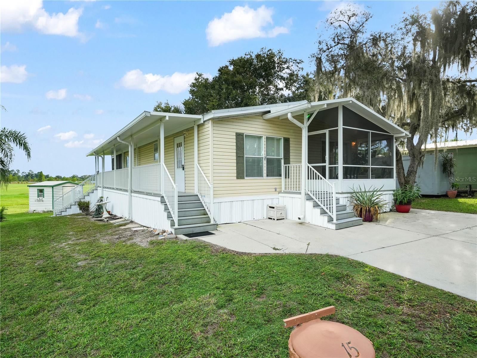 Details for 15 Pink Lady Lane, LAKE WALES, FL 33898