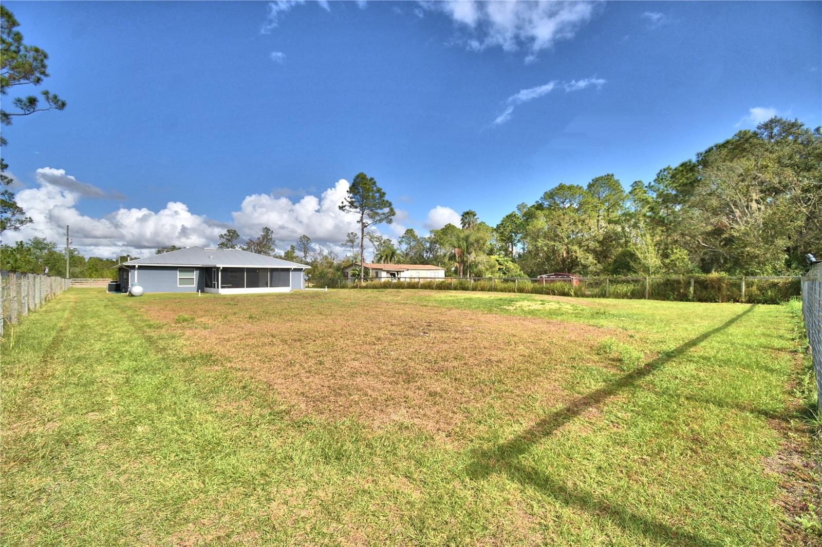 Image 36 of 45 For 117 Lake Caloosa Landing