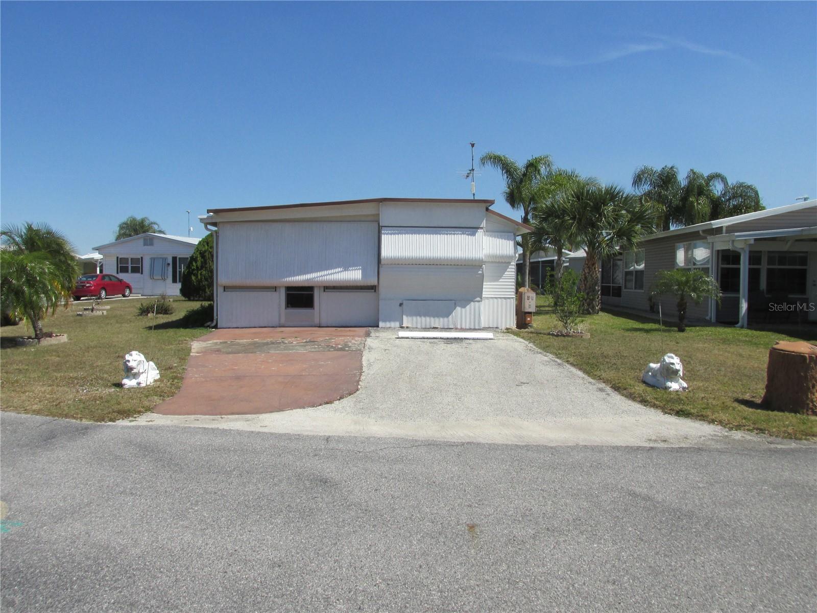 Details for 10 Red Quill Circle, LAKE WALES, FL 33898