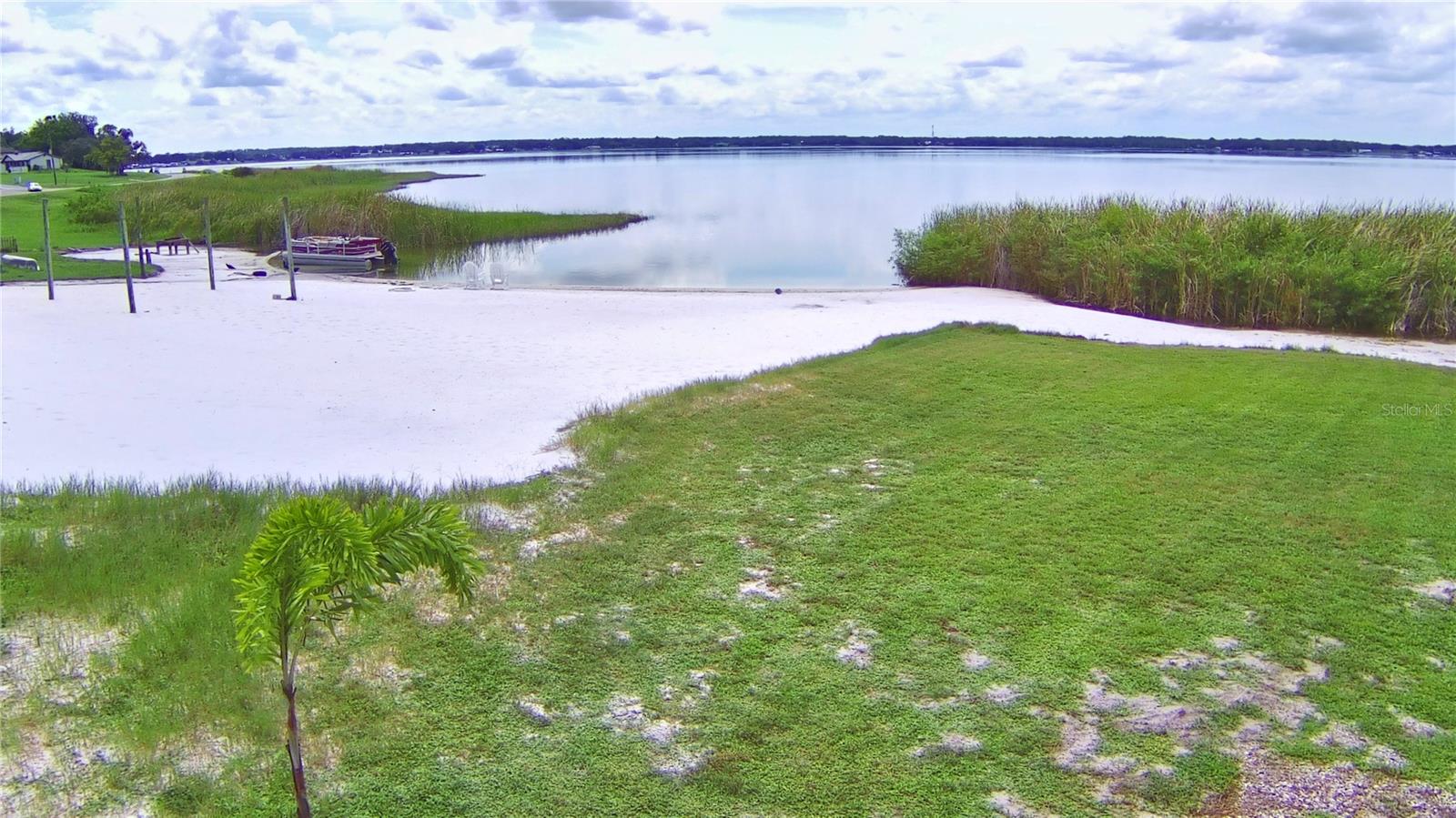 Image 18 of 48 For 301 Clinch Lake Boulevard