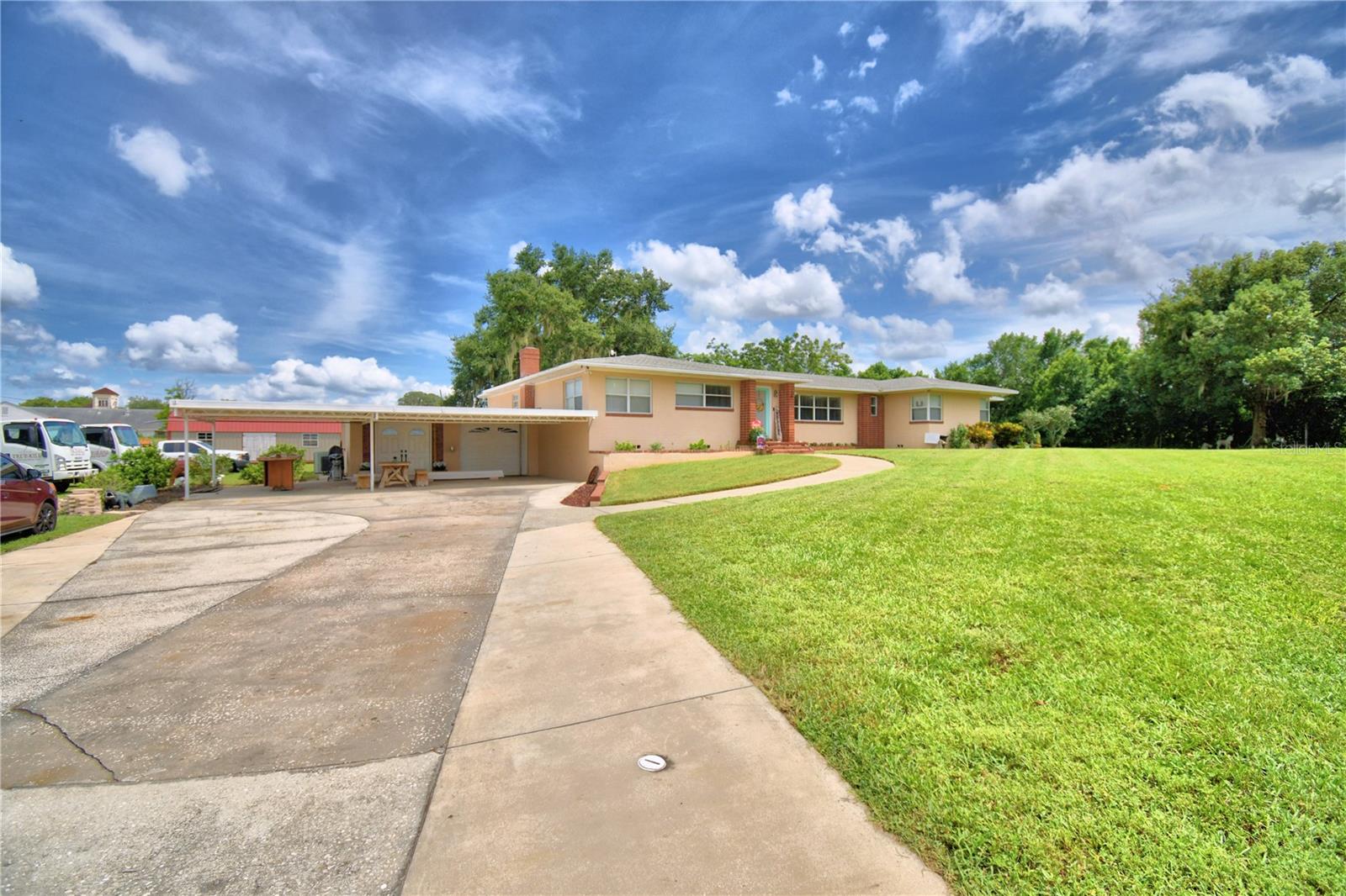 Image 4 of 48 For 301 Clinch Lake Boulevard