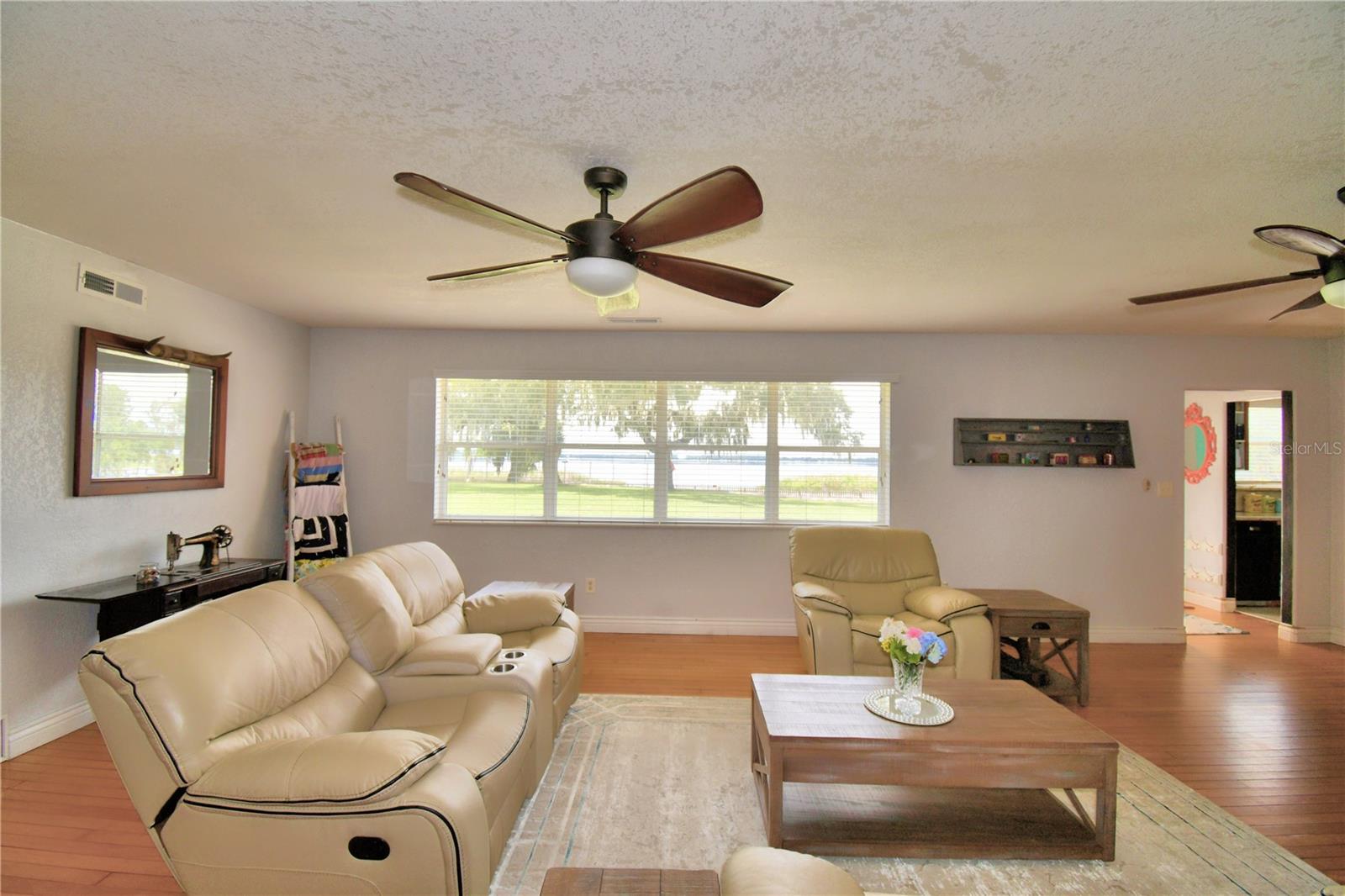 Image 42 of 48 For 301 Clinch Lake Boulevard