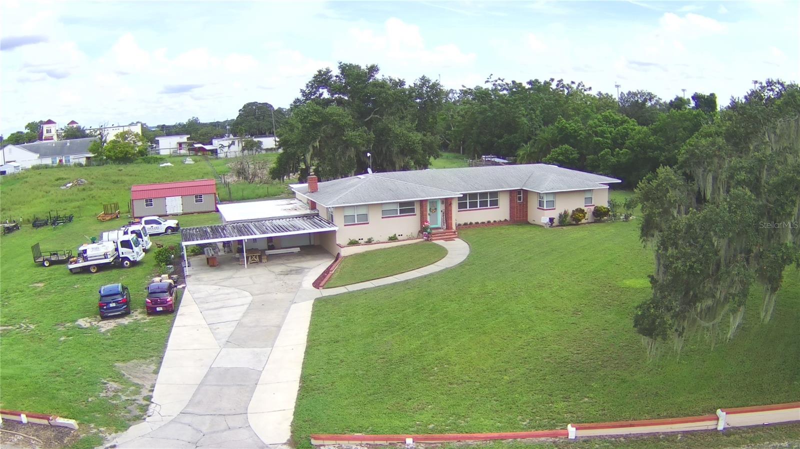 Image 6 of 48 For 301 Clinch Lake Boulevard