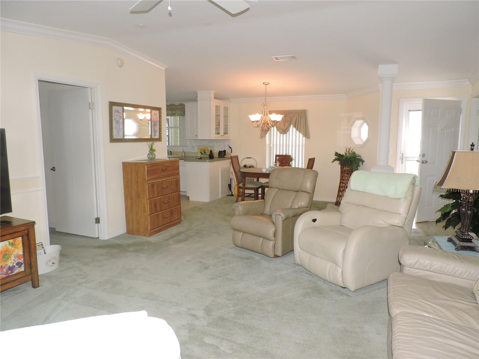 Image 8 of 34 For 233 Lake Boulevard