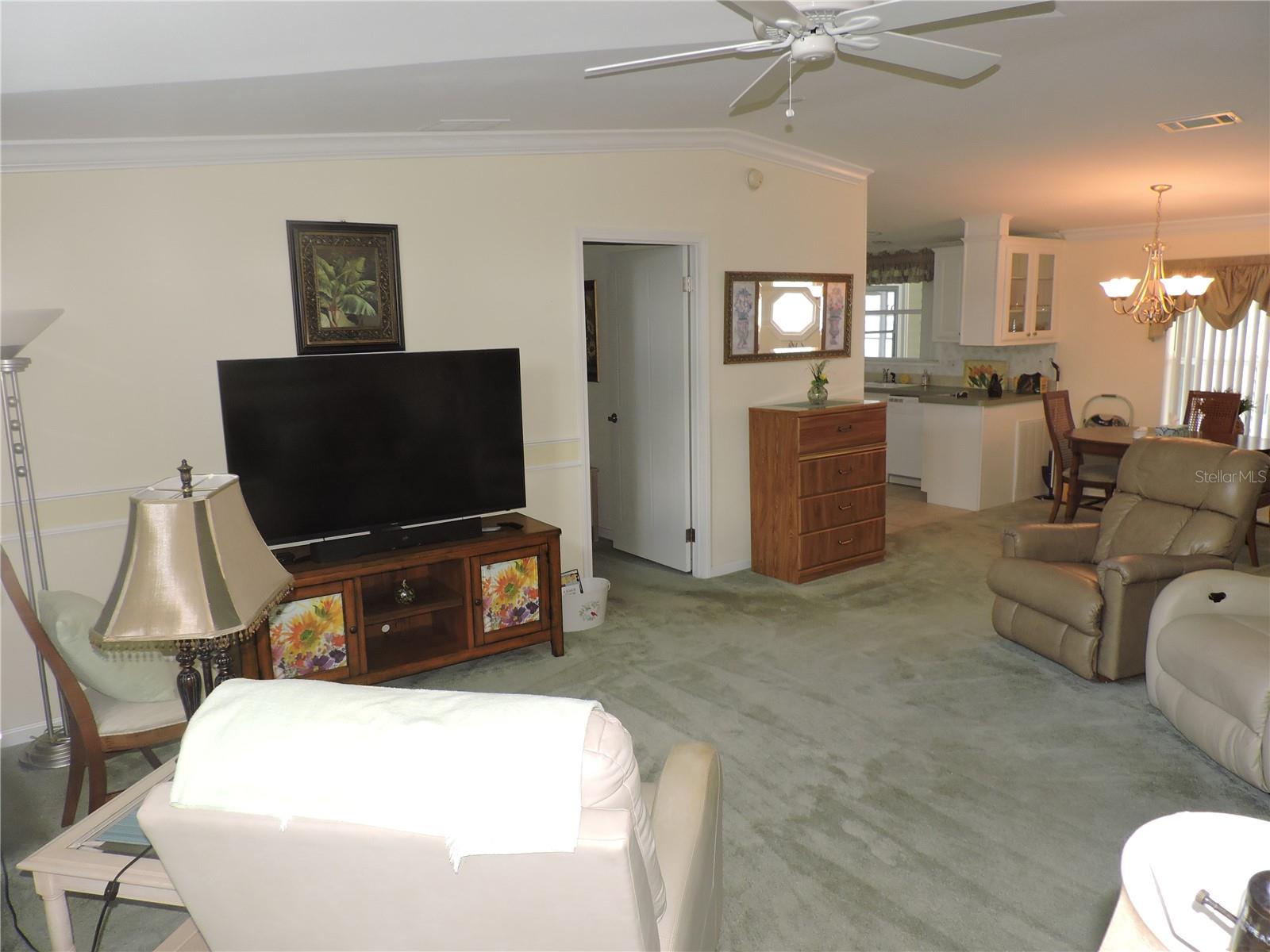 Image 9 of 34 For 233 Lake Boulevard