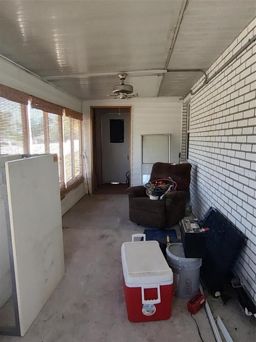 Image 11 of 12 For 1402 Thousand Roses Dr. W.  1402