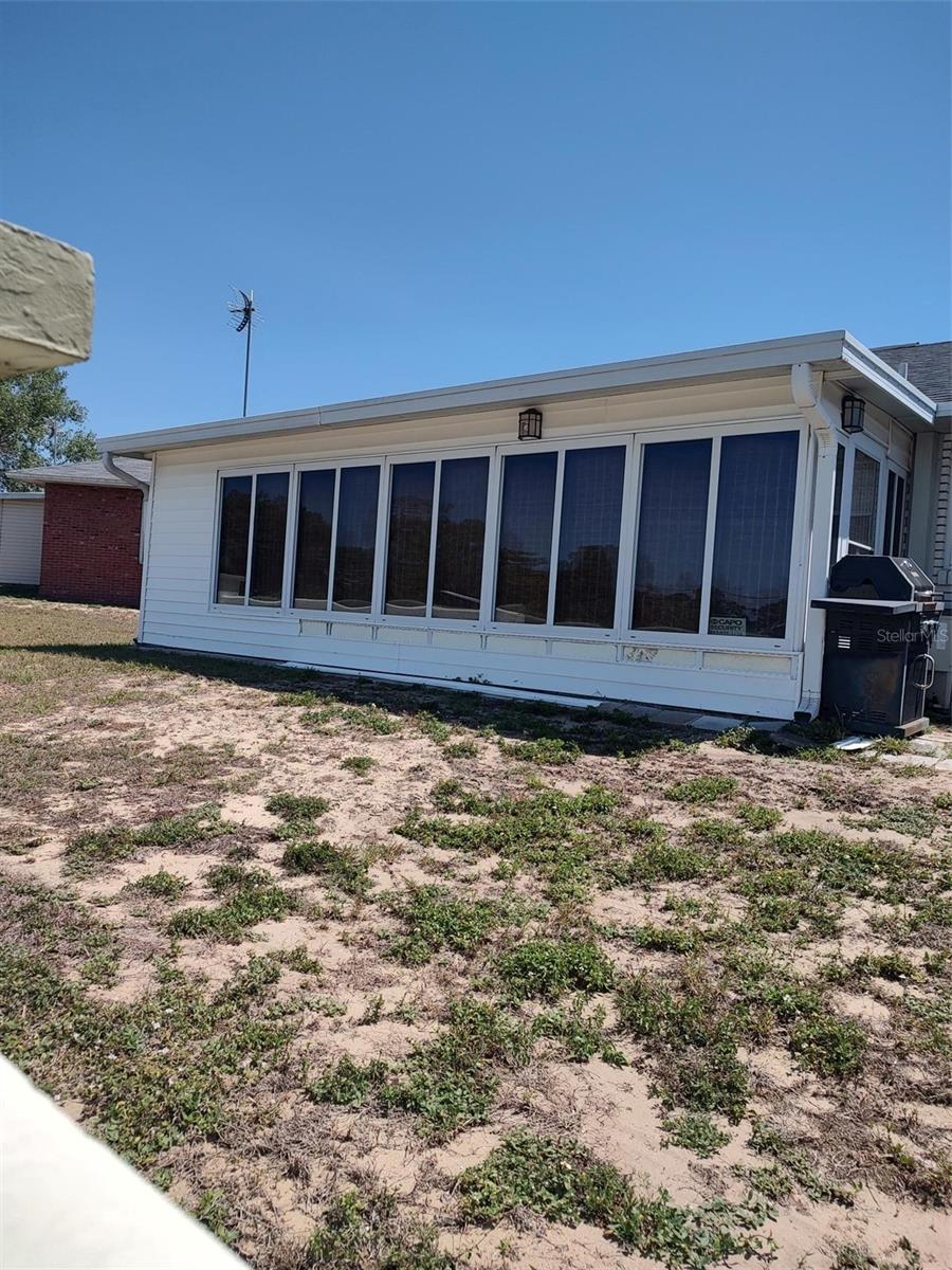 Image 2 of 12 For 1402 Thousand Roses Dr. W.  1402