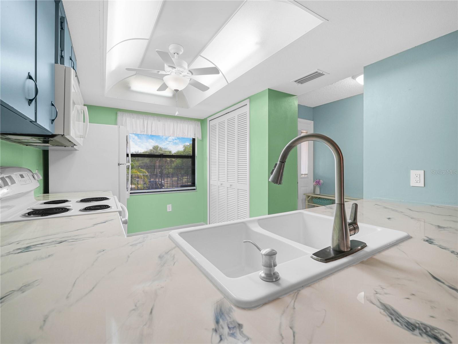 Image 7 of 31 For 2809 Granada Court 5