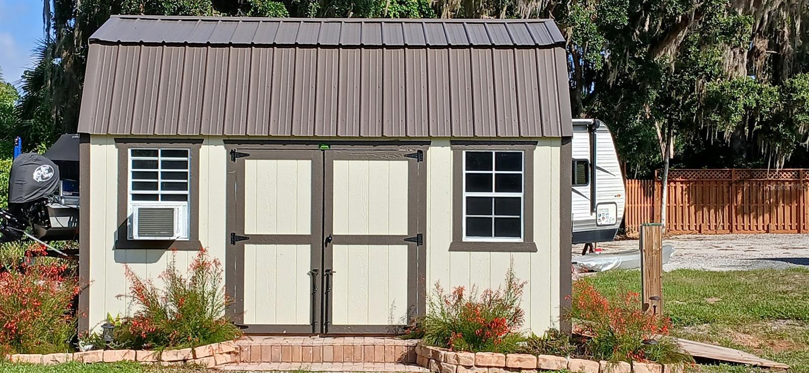 Image 25 of 61 For 5033 Lake Pierce Drive