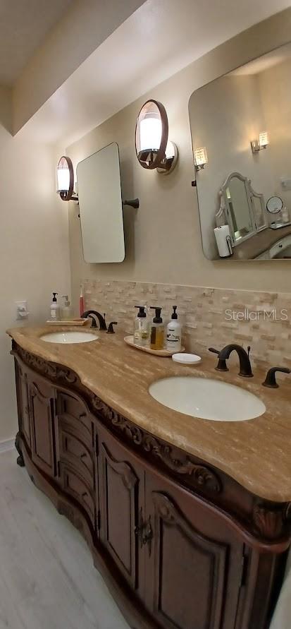 Image 36 of 61 For 5033 Lake Pierce Drive
