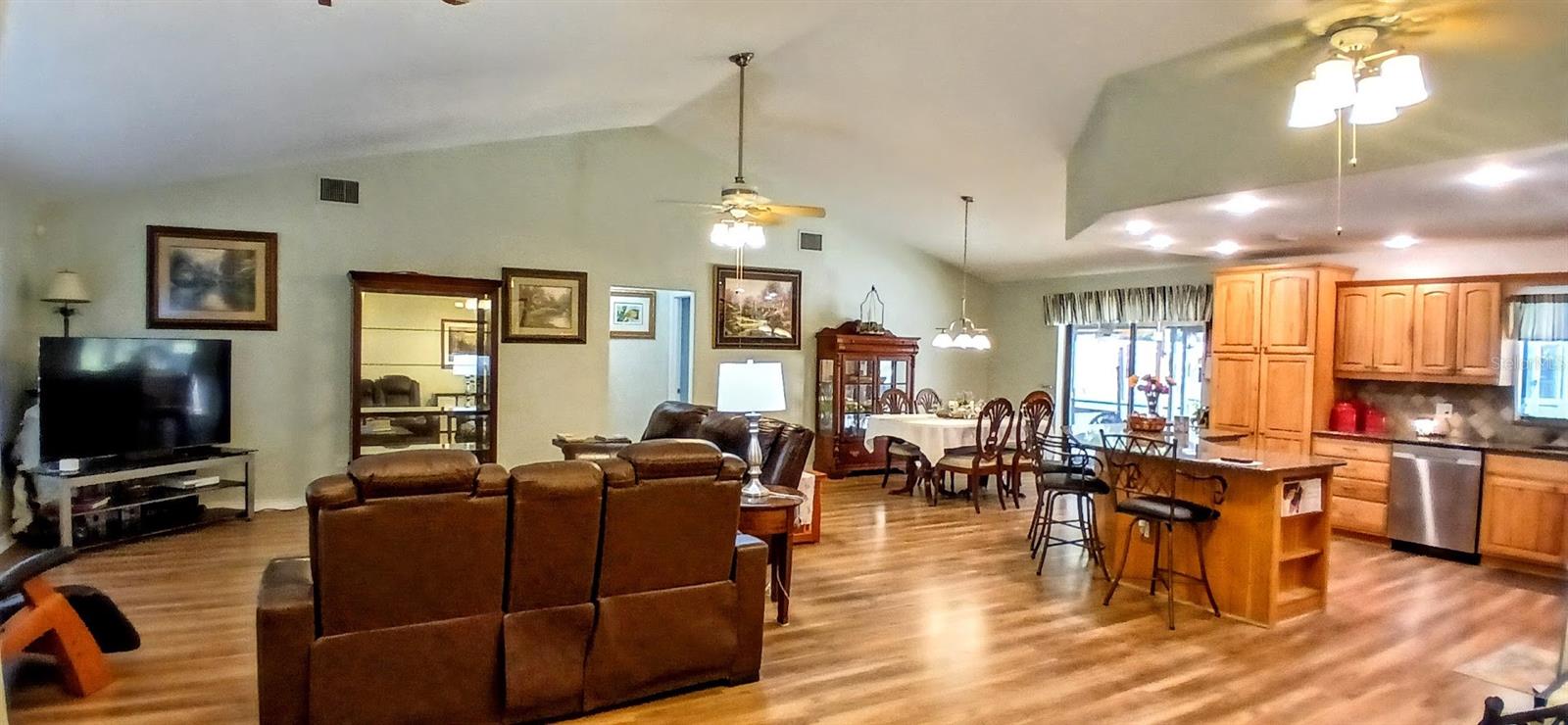 Image 6 of 61 For 5033 Lake Pierce Drive