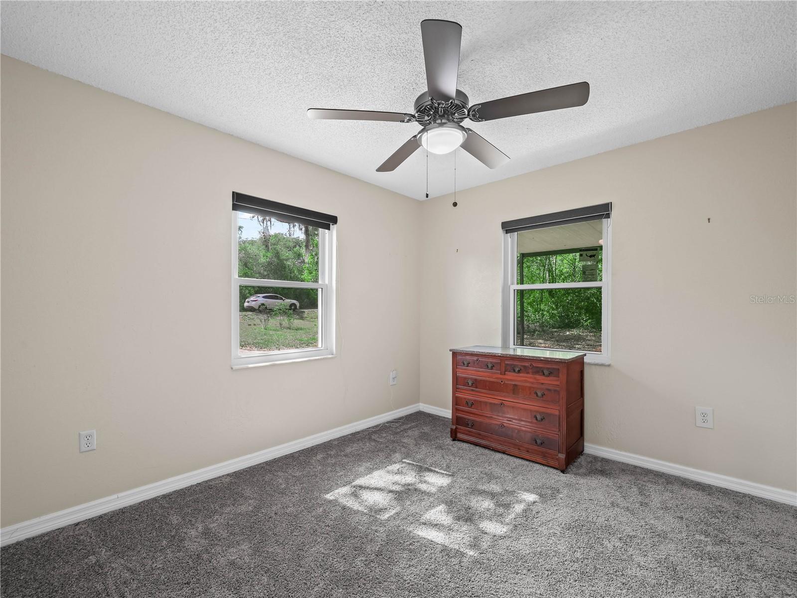 Image 17 of 39 For 509 Mountain Drive
