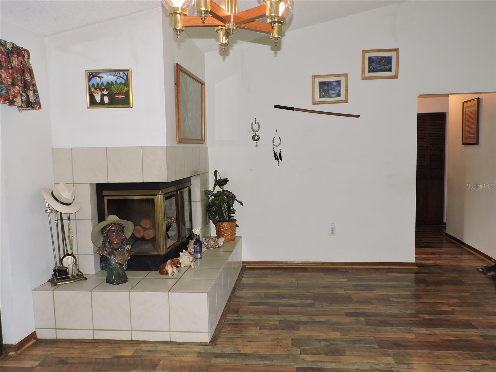 Image 9 of 76 For 7591 Limonia Drive