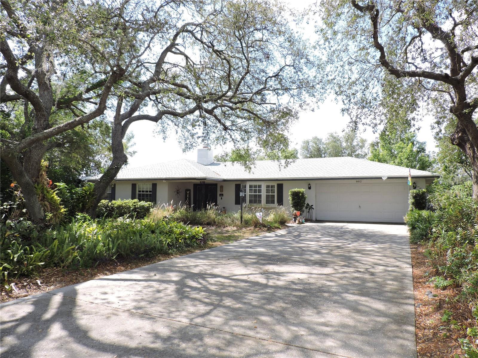Image 2 of 47 For 882 Redwood Way