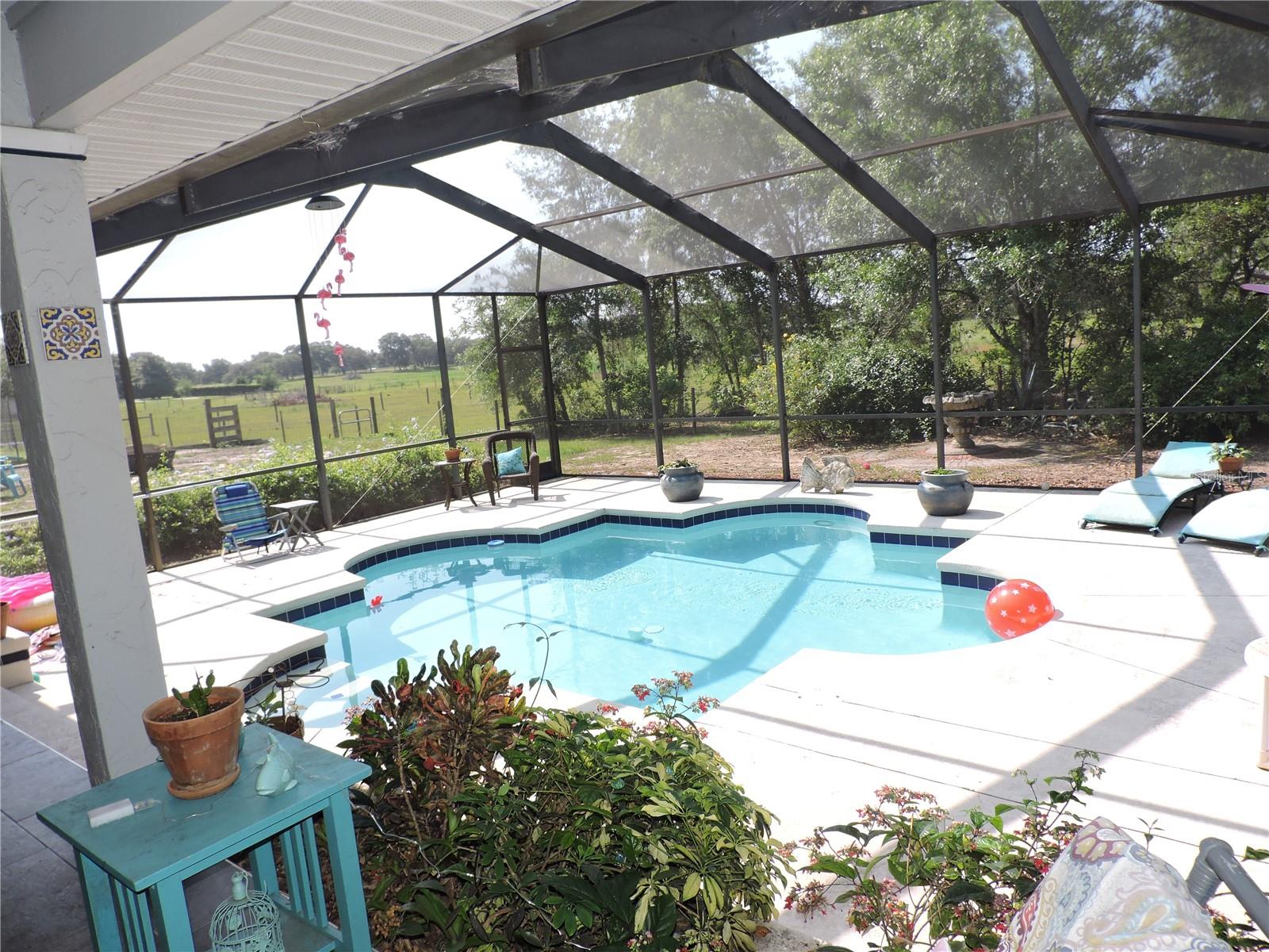Image 38 of 47 For 882 Redwood Way