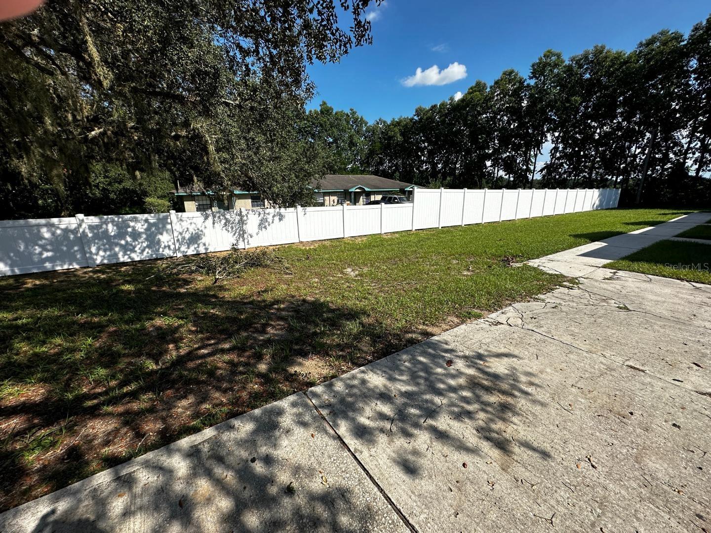 Image 6 of 6 For 610 Emerald Avenue 2
