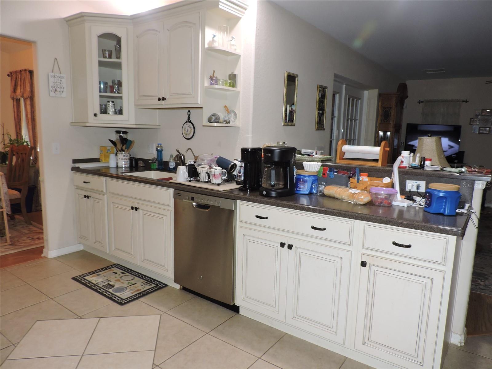 Image 12 of 44 For 9365 Lemon Drive