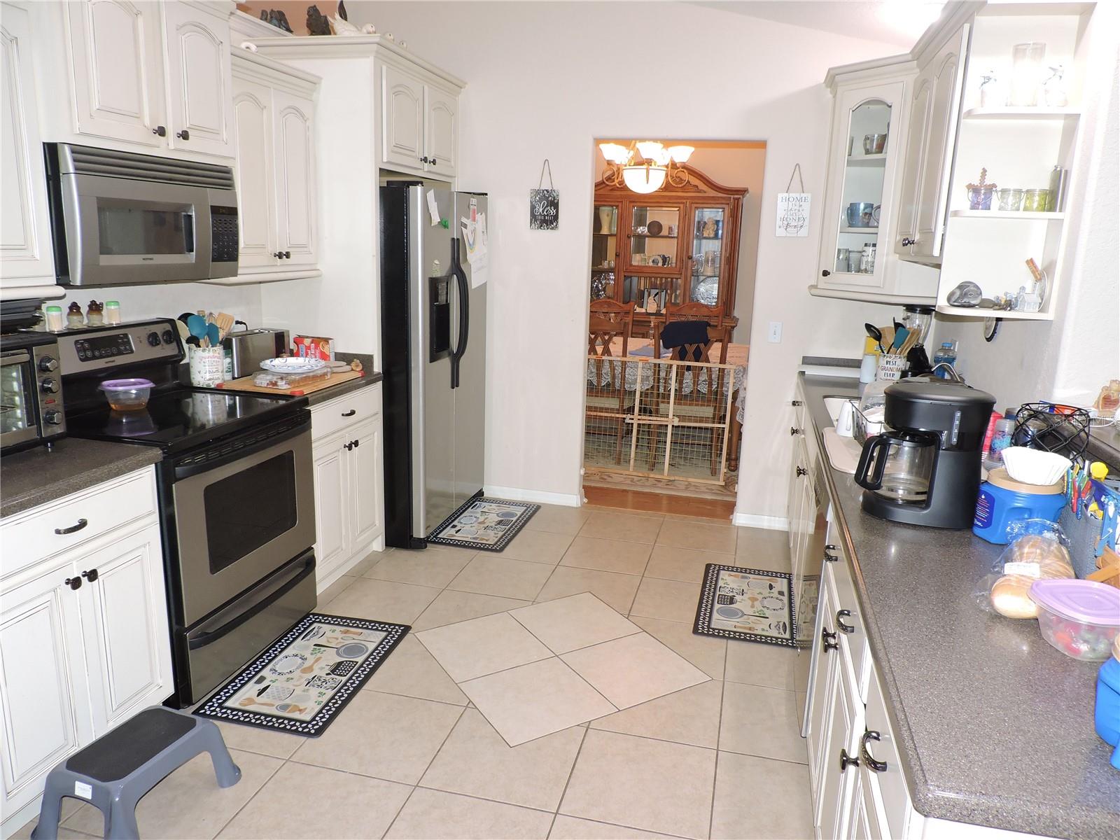 Image 8 of 44 For 9365 Lemon Drive