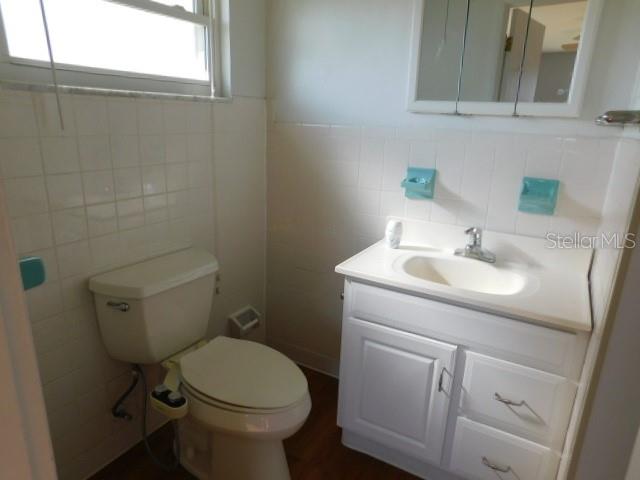 Image 10 of 15 For 3536 Harbor Boulevard