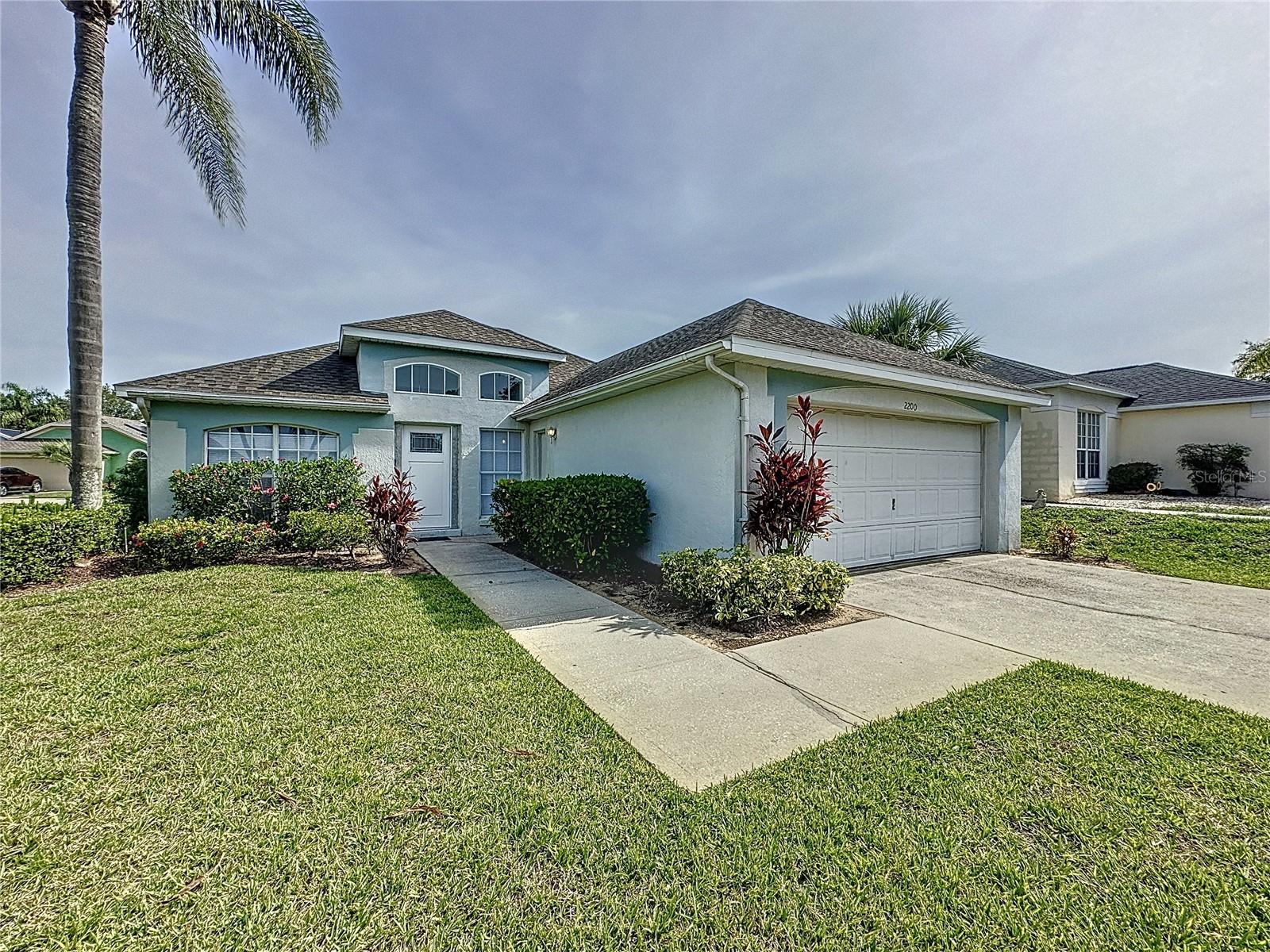 Image 2 of 71 For 2200 Mallory Circle